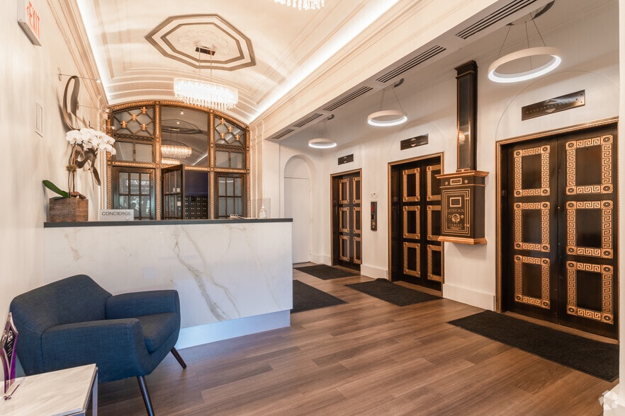 More Photos Of 400 Walnut St, Philadelphia Multifamily For Sale