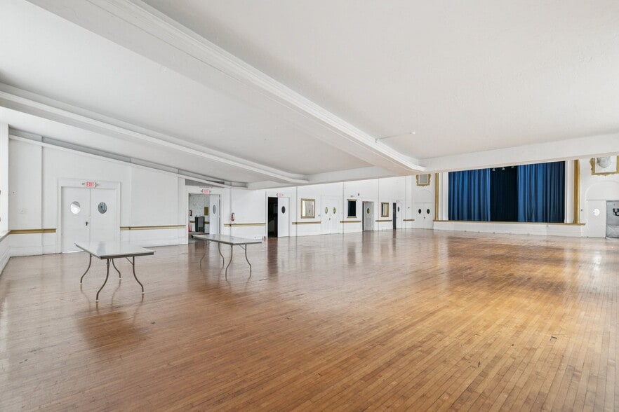 More Photos Of 51 E 9th St, Chester Lodge Meeting Hall For Sale
