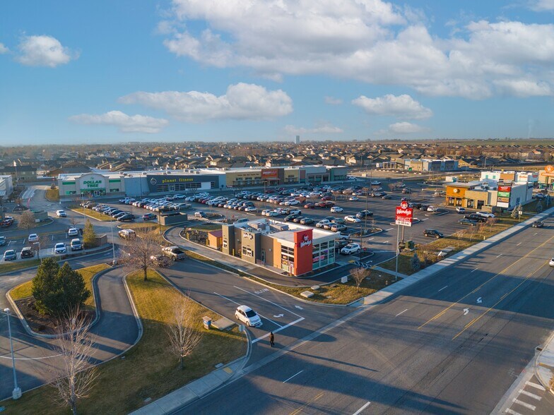 Primary Photo Of 5706 Road 68, Pasco Fast Food For Sale