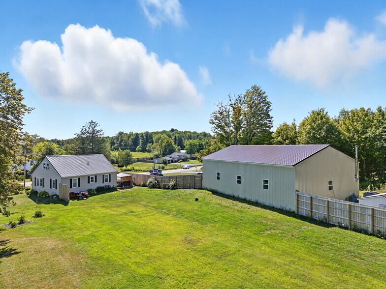 More Photos Of 2800 NY-49, West Monroe Auto Repair For Lease