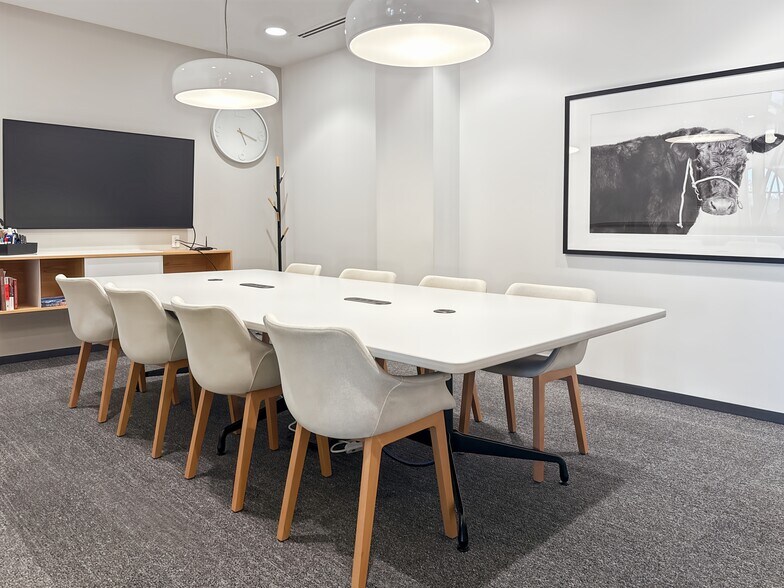 More Photos Of 5701-5741 Legacy Dr, Plano Coworking Space
