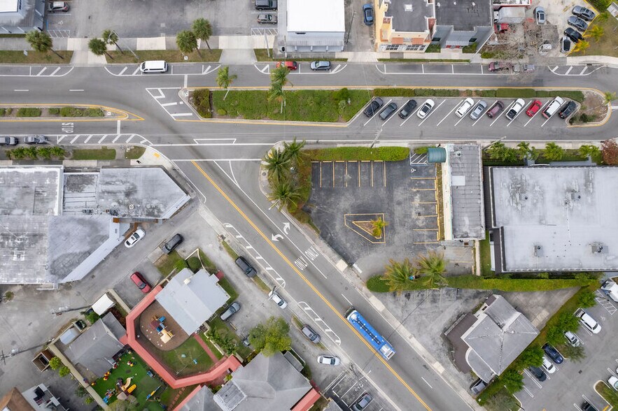 More Photos Of 12429 W Dixie Hwy, North Miami Medical For Sale