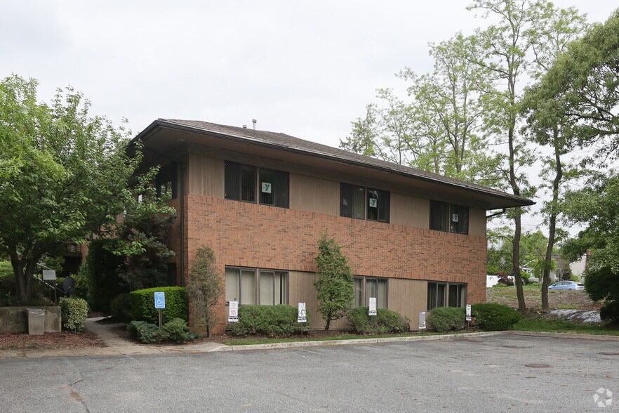 More Photos Of 1150 Portion Rd, Holtsville Medical For Lease