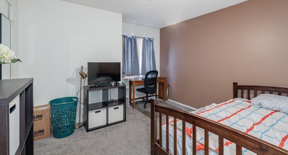More Photos Of 10921 Walnut St, Los Alamitos Apartments For Sale