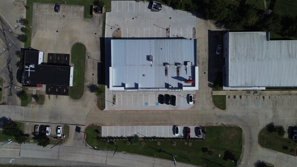 More Photos Of 6324 West, Houston Storefront Retail Office For Sale