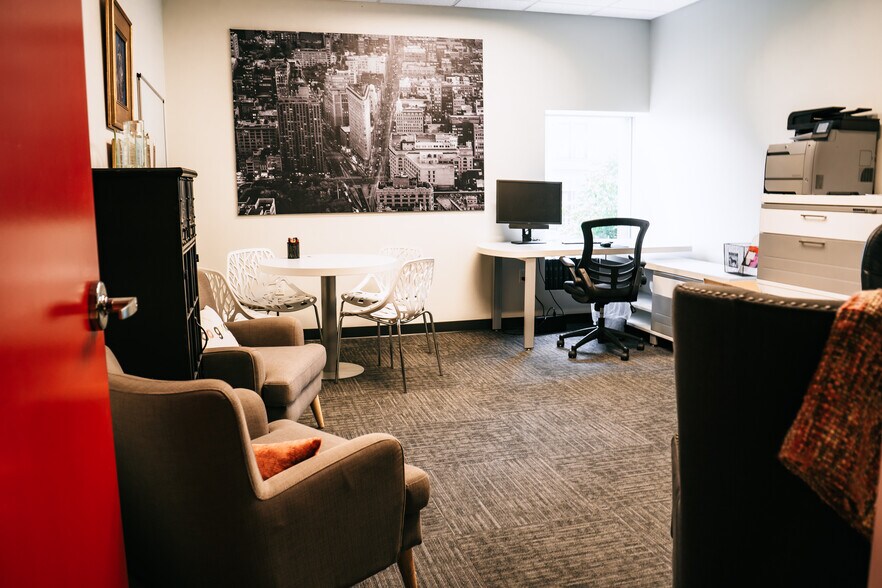 More Photos Of 110 S Hartford Ave, Tulsa Coworking Space