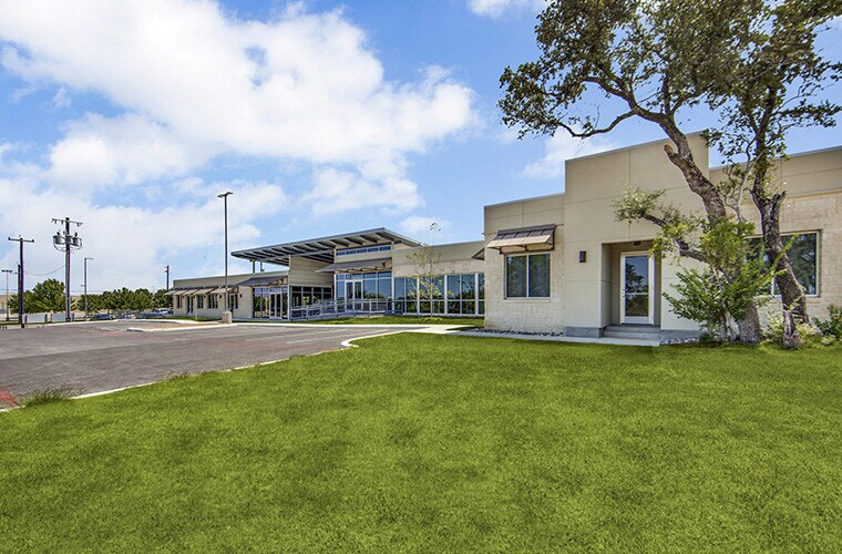 More Photos Of 11153 Westwood Loop, San Antonio Medical For Lease