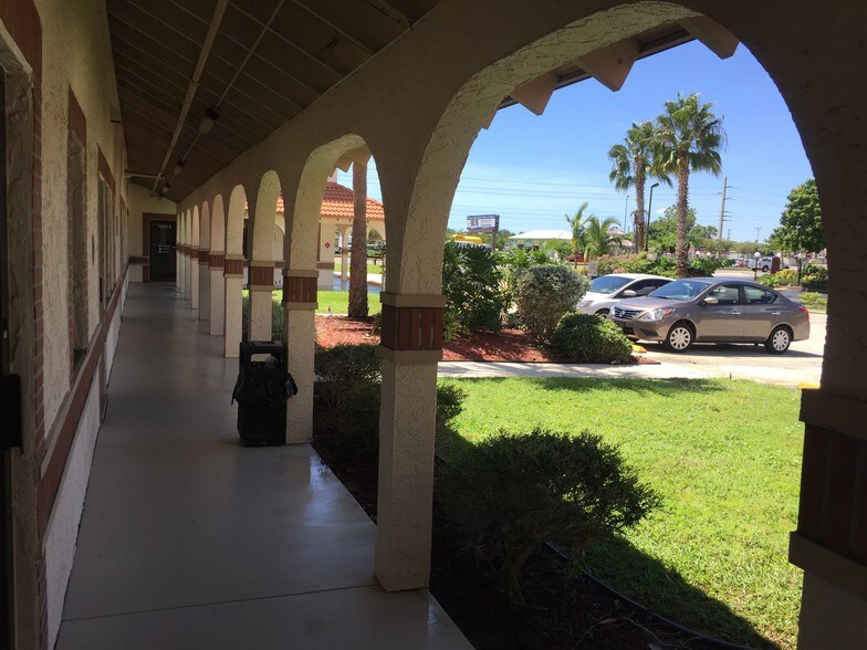 More Photos Of 4120 Tamiami Trl, Port Charlotte Medical For Lease