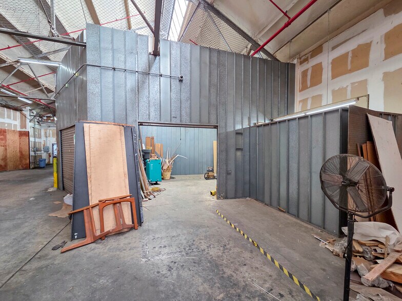 More Photos Of 501 Sumner St, Honolulu Warehouse For Lease