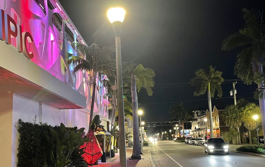 More Photos Of 504 E Atlantic Ave, Delray Beach Storefront Retail Office For Sale