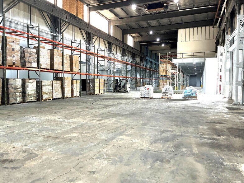Primary Photo Of 121 Lincoln Ave, Rochester Manufacturing For Lease