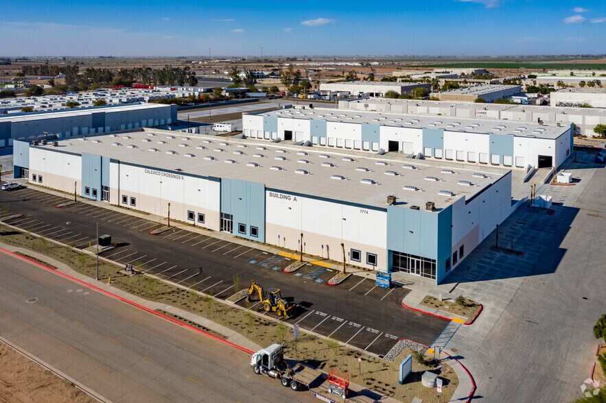 More Photos Of 1774 Pan American St, Calexico Warehouse For Lease