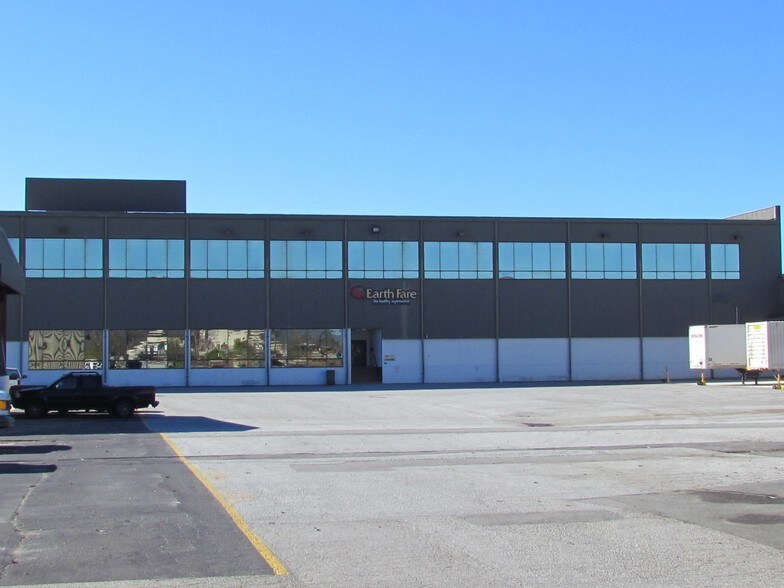 More Photos Of 145 Cane Creek Industrial Park Rd, Fletcher Warehouse For Lease