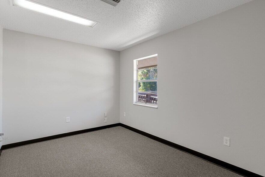 More Photos Of 7936 E Gulf To Lake Hwy, Inverness Medical For Sale