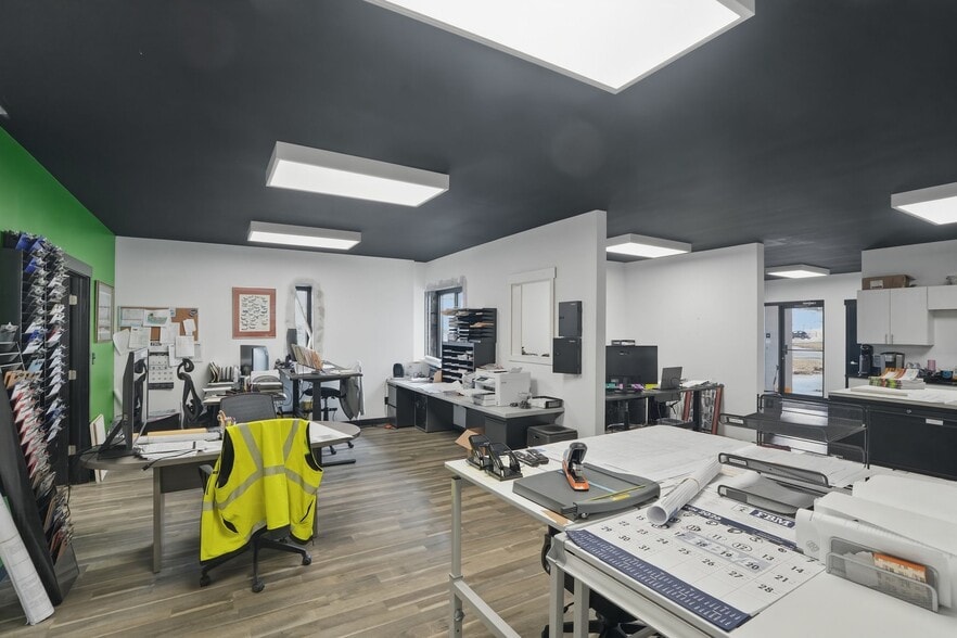 More Photos Of 890 Fernhill Rd, West Chester Warehouse For Sale