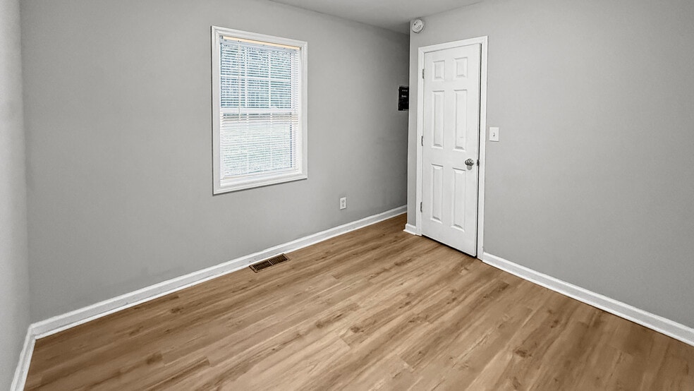 More Photos Of 156 Dudley Ln, Owens Cross Roads Apartments For Sale