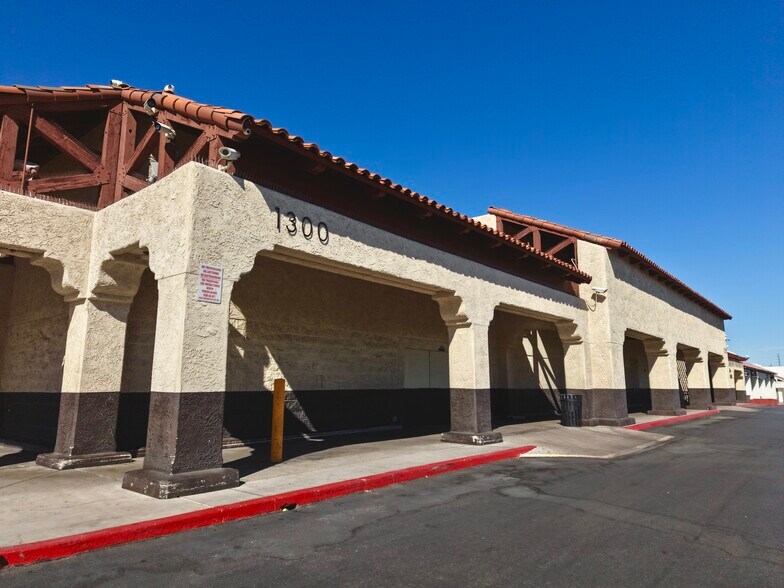 More Photos Of 1300 E Flamingo Rd, Las Vegas Unknown For Lease