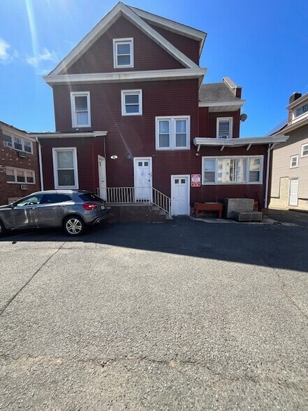 More Photos Of 523 Westfield Ave, Elizabeth Medical For Lease