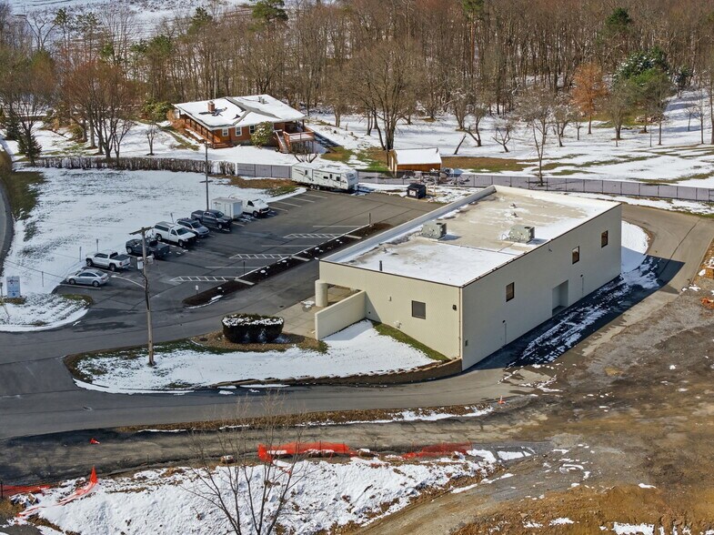 More Photos Of 221 Russellton Dorseyville Rd, Cheswick Medical For Lease