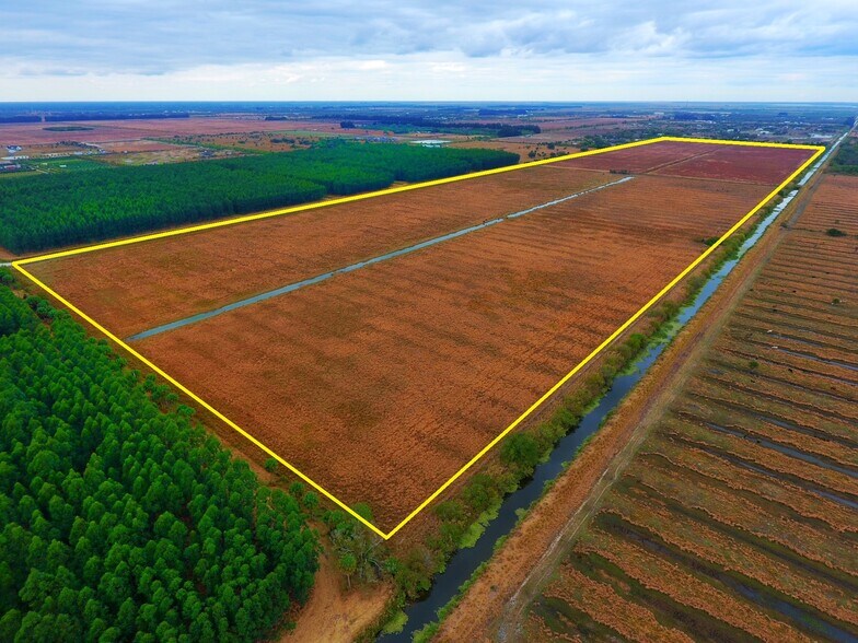 Primary Photo Of 2104 Trowbridge Rd, Fort Pierce Land For Sale