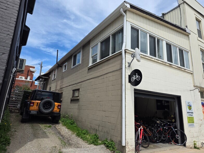 More Photos Of 4-6 Sykes St N, Meaford Apartments For Sale