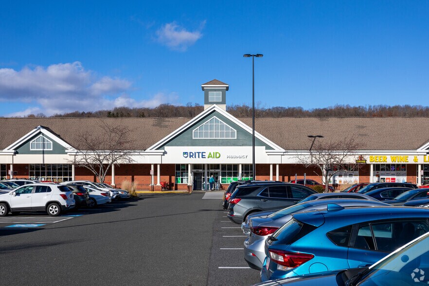 More Photos Of 113-115 Mill Plain Rd, Danbury Unknown For Sale