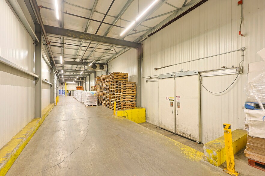 More Photos Of 81 Ingell St, Taunton Refrigeration Cold Storage For Sale