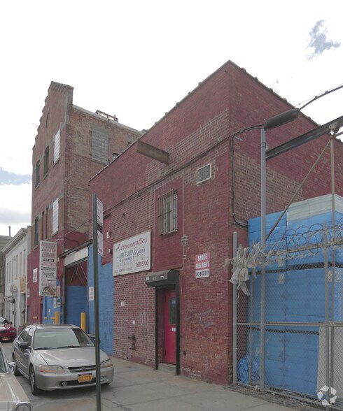 More Photos Of 264 41st St, Brooklyn Warehouse For Lease
