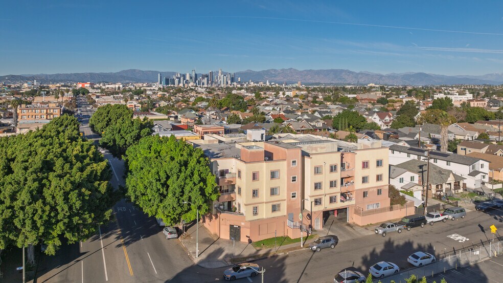 More Photos Of 4920 S Broadway Rd, Los Angeles Apartments For Sale