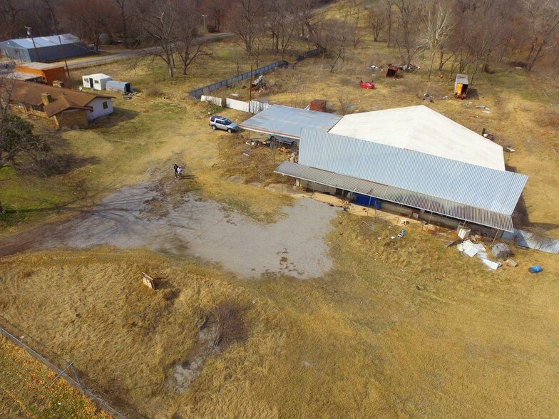 More Photos Of 19215 & 19271 W Wekiwa Rd, Sand Springs Warehouse For Sale