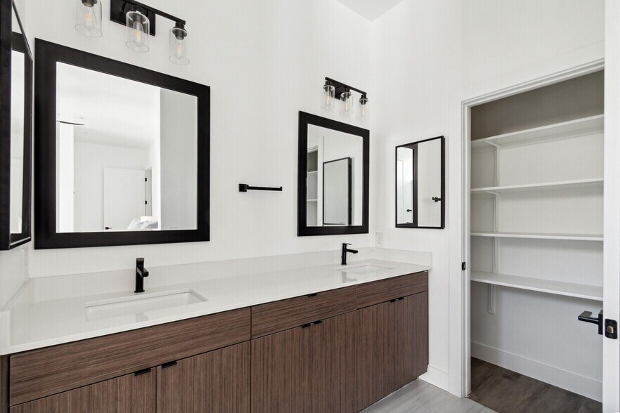 More Photos Of 3109 N 39th St, Phoenix Apartments For Sale