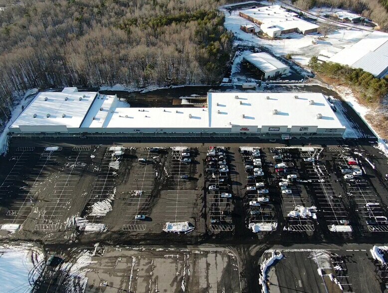 More Photos Of 1569 N Aspen St, Lincolnton Unknown For Lease