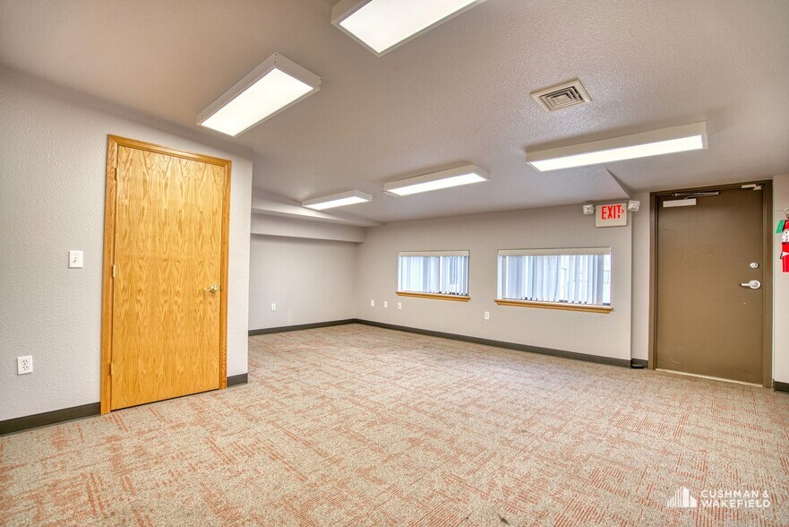 More Photos Of 4333 Highway 66, Mead Warehouse For Sale