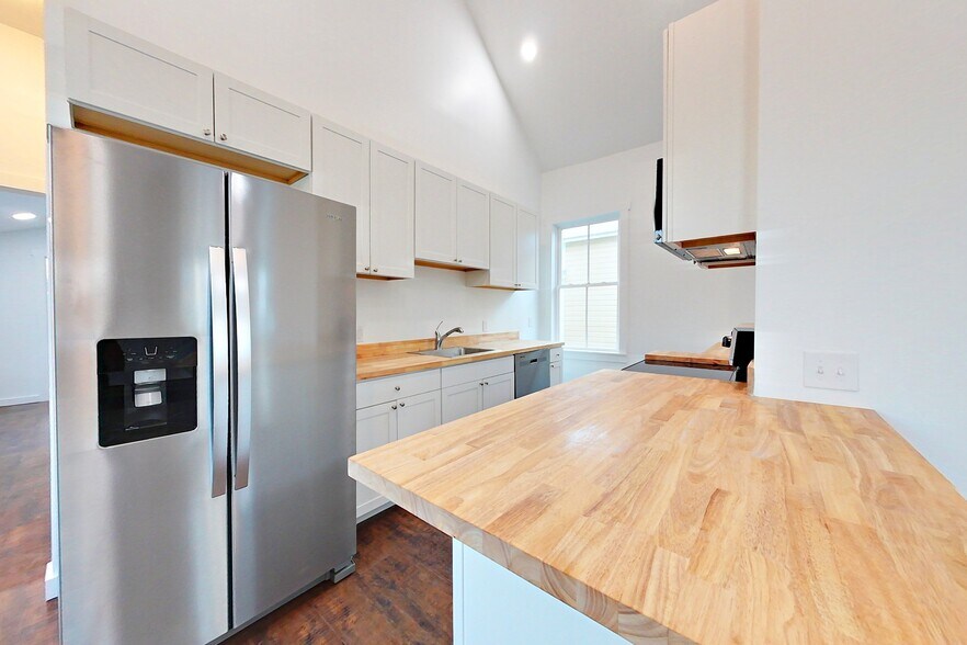More Photos Of , Brunswick Specialty For Sale