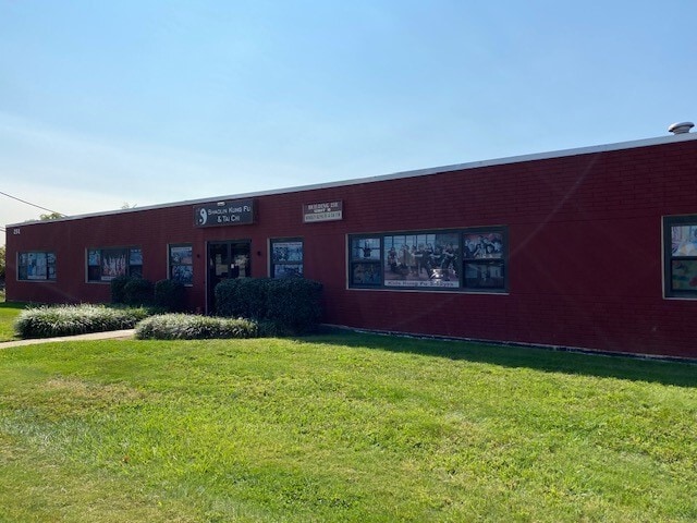 Primary Photo Of 25 E Kearney St, Bridgewater Warehouse For Lease