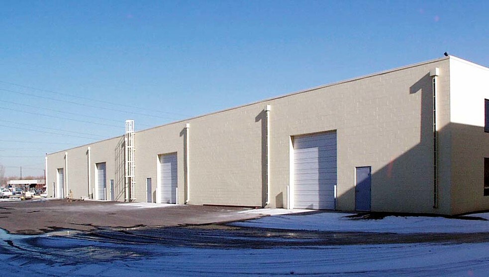 More Photos Of 6051 Washington St, Denver Warehouse For Lease