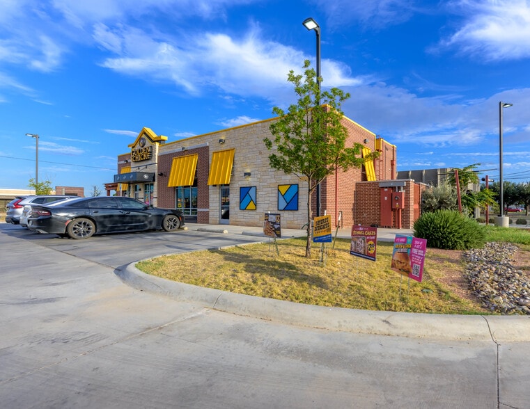 More Photos Of 2803 N Big Spring St, Midland Fast Food For Sale