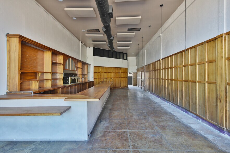 More Photos Of 1958 Colorado Blvd, Los Angeles Restaurant For Lease