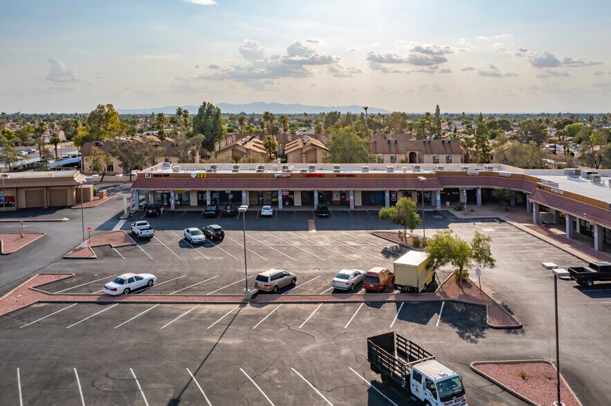 More Photos Of 5136-5140 W Peoria Ave, Glendale General Retail For Sale