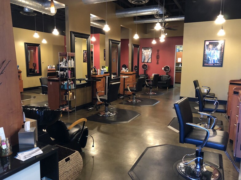 More Photos Of 6638-6640 E Superstition Springs Blvd, Mesa Storefront For Lease