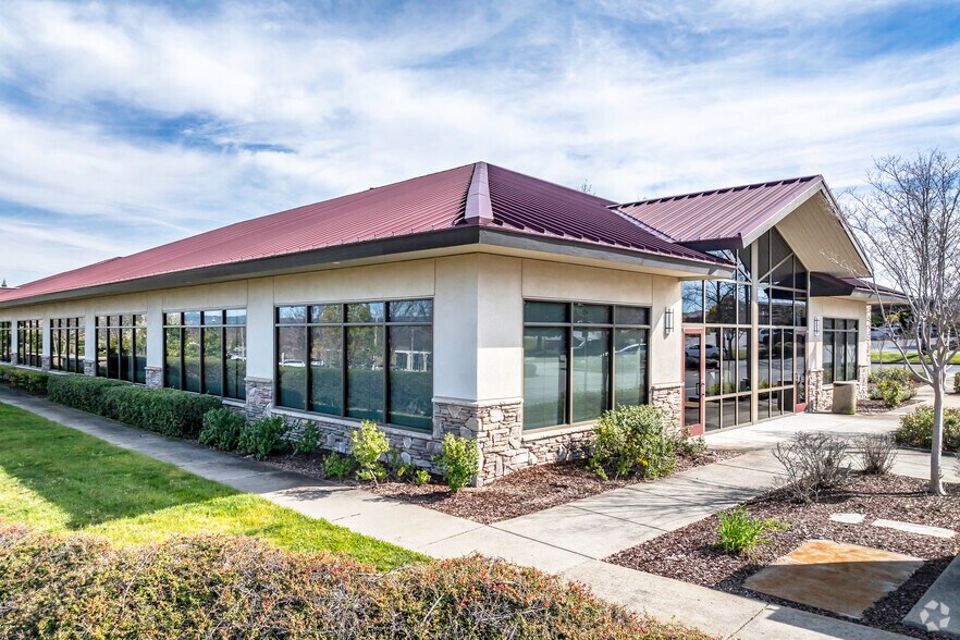 More Photos Of 985 Sun City Ln, Lincoln Office For Lease