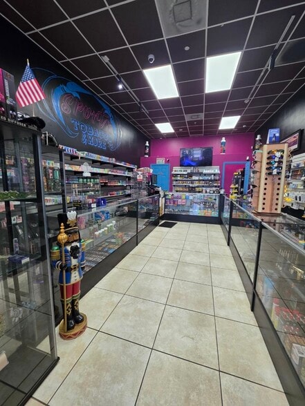 More Photos Of 8901 SW 157th Ave, Miami Storefront For Sale