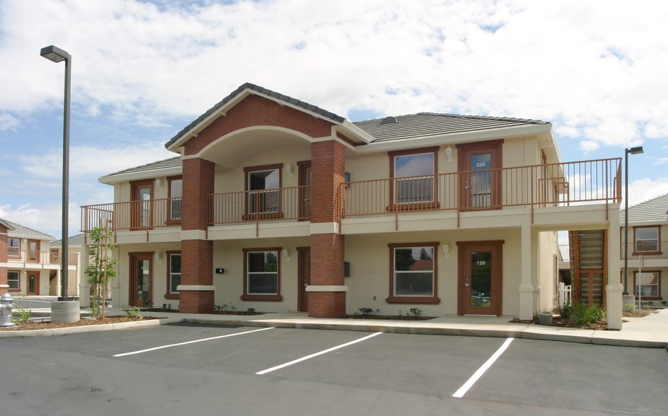 Primary Photo Of 1511 Corporate Way, Sacramento Loft Creative Space For Lease
