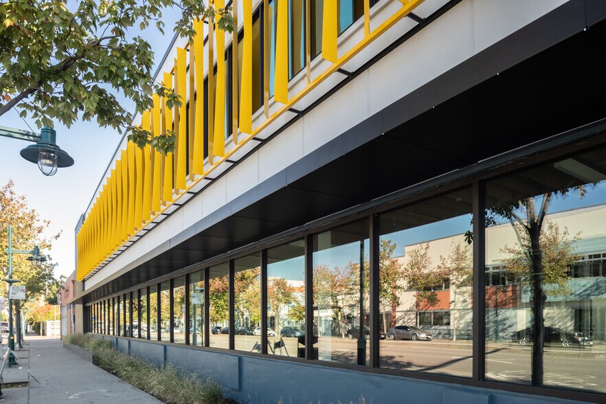 More Photos Of 4700 San Pablo Ave, Emeryville Warehouse For Lease