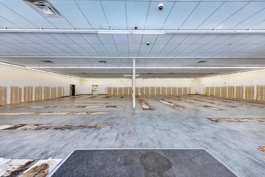 More Photos Of 13995 Broxton Bridge rd, Ehrhardt General Retail For Sale