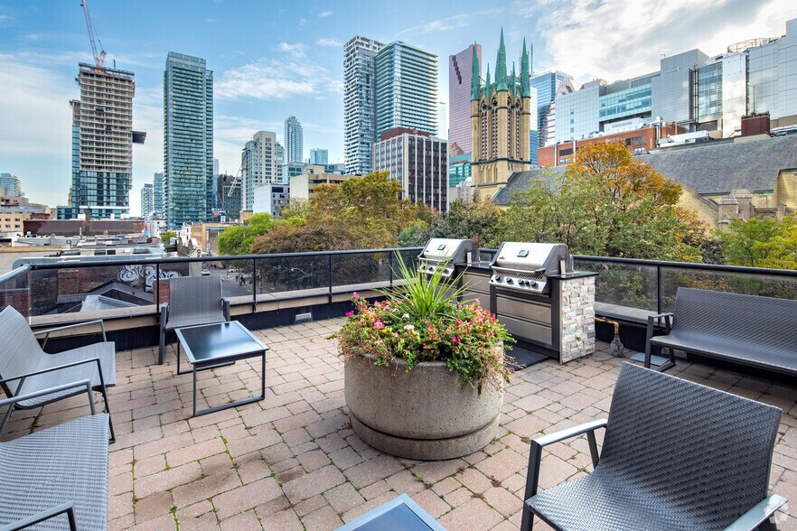 More Photos Of 167 Church St, Toronto Apartments For Lease