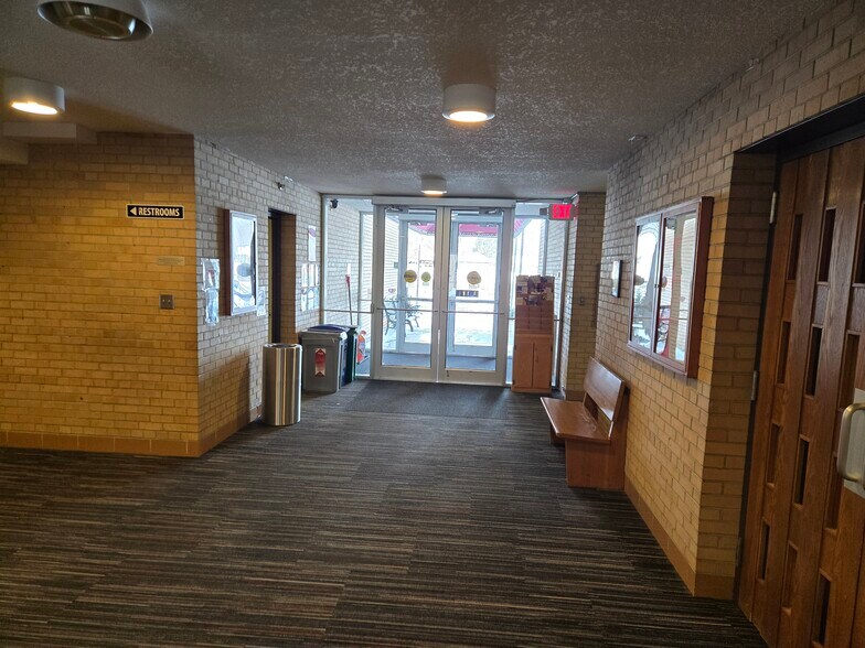 More Photos Of 7625 Chicago Ave, Minneapolis Specialty For Sale