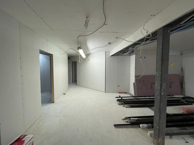 More Photos Of 1 Blue Goose St, Toronto Apartments For Sale