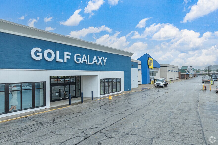 Primary Photo Of 1432-1434 Butterfield Rd, Downers Grove Storefront For Sale