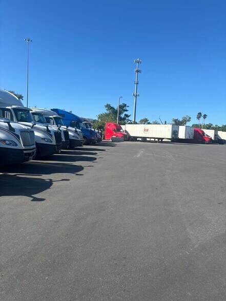 More Photos Of 5911 E Martin Luther King Blvd, Tampa Land For Lease